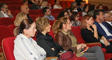 Gaziemir Belediyesi’nden öğretmenlere özel eğitim