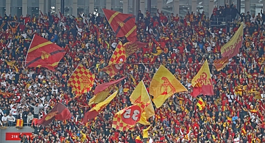 Göztepe'nin aklı fikri derbi galibiyetinde