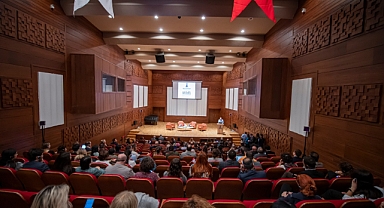 İzmir Akdeniz’deki diğer kentlere öncülük edecek