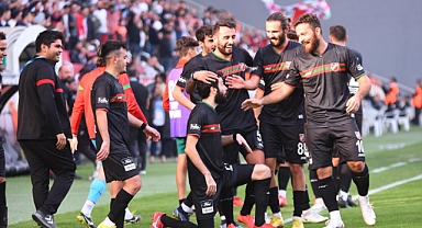 Karşıyaka, Çatalcaspor'la oynayacak