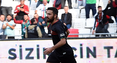 Karşıyaka'da Emre patlama yaptı