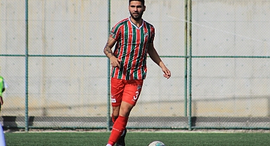 Karşıyaka'da kaptan Cenk kulübede