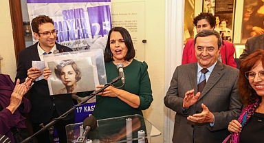 Konak, Sınır Tanımayan Kadınlar sergisinde Mirabal’ı konuk etti