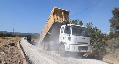 Menderes Belediyesi’nden üreticiye destek