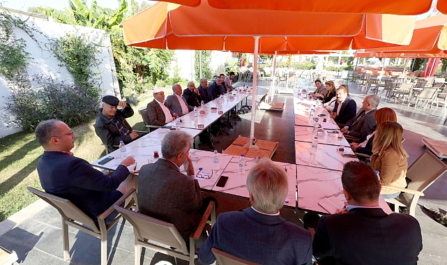 Narlıdere'de Muhtarlarla Ortak Akıl Toplantısı