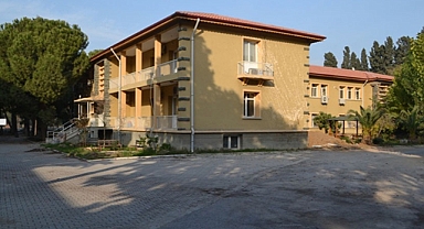 Okul Yönetimi 600 TL istedi, Bornova Anadolu Lisesi Öğrencileri İsyan Etti