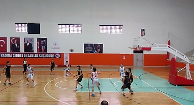 Parke'de Efe'nin Ayak Sesleri