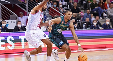 Pınar Karşıyaka'da Flatten resmen gitti