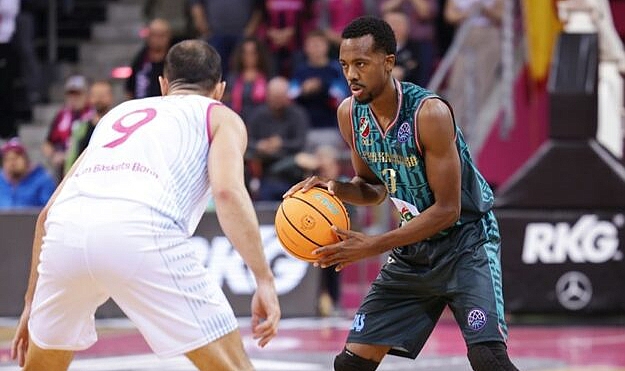 Pınar Karşıyakalı McCollum'un kabus gecesi
