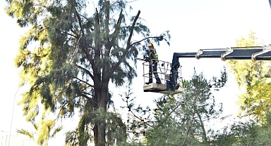 Temizlik seferberliği İzmir’in her köşesine yayılıyor