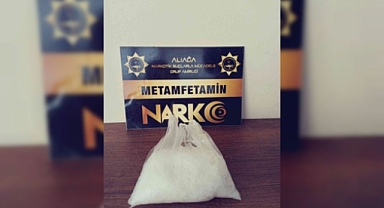 Aliağa'da zehir tacirlerine tutuklama: 250 gram metamfetamin ele geçirildi!