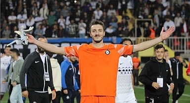 Altay'da kaleci Ozan sahalara dönüyor