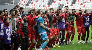 Karşıyaka lidere karşı kritik sınavda