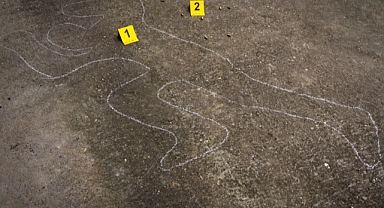 Metruk binada kimliği belirsiz erkek cesedi bulundu!