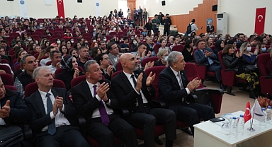 TÜBİTAK Başkanı Prof. Dr. Mandal, Egeli öğrenci ve akademisyenlerle bir araya geldi