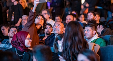 Türkiye’de ilk ve tek Gençlik Belediyesi İzmir’de kuruluyor