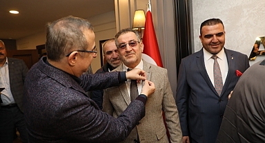 AKP İzmir İl Başkanı Sürekli: “Güvenin tek adresinde birleşiyoruz” 