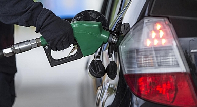 Benzine zam geliyor: Bu gece itibariyle pompa fiyatları değişecek!