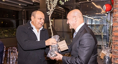 Beslenme çantaları İzmir dayanışmasıyla doluyor