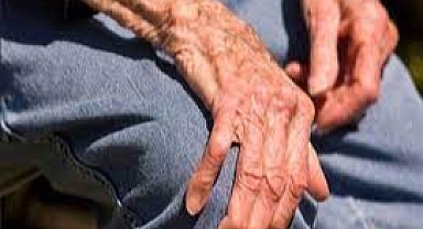 Büyükkömürcü: Kemik erimesine 'DUR' deyin