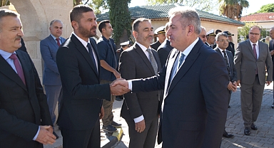 Vali Elban Foça'da temel atma törenine katıldı