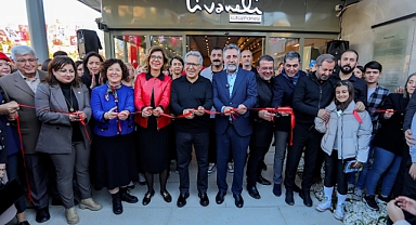 Livaneli’den Başkan Sandal’a övgü: