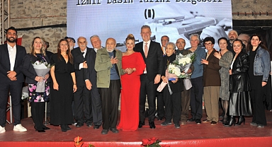 Alkışlar İzmir Basın Tarihi Belgeseli’ne