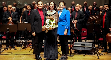 Bilge Çınarlar’dan Türk Sanat Müziği Konseri