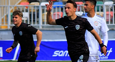 Bornova 1877: 3 – Karaköprü BLD: 2