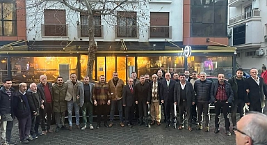 ÇORUHLU “Niyazoğlu’ndan sonra İzmir de birlik içinde olamadık” 