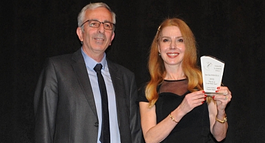 Esra Karagülle’ye ‘Yılın En İyi Çocuk Kitabı’ Ödülü