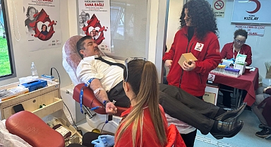 Kan bağışı yaparak candan bağlandılar