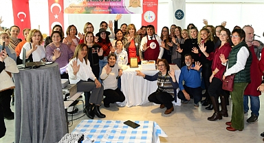 “Sulu Boyanın Büyüsü” sergisi YKSM'de açıldı