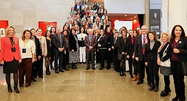 3. İzmir Kadınlar kongresi başladı