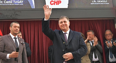 Başkan Tugay'dan Çeşme'ye yatırım sözü