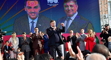 Bayındır, Çiğli ve Karabağlar'da Tugay'a coşkulu karşılama