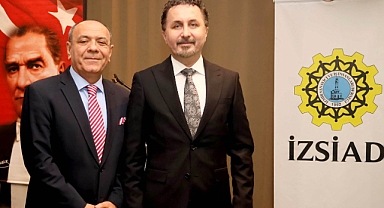 Küçükkurt hizmet bayrağını Cengiz’e bıraktı