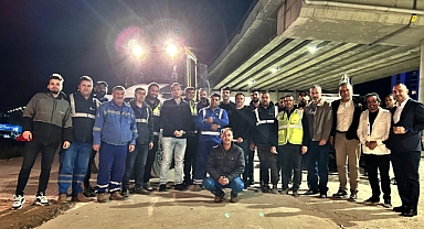 Başkan Eşki’den işçilere gece yarısı sürprizi