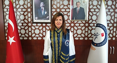 İzmir Demokrasi Üniversitesi'ne Engelsiz Üniversite ödülleri