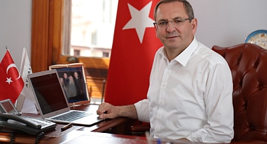 Ayvalıklı öğrenciye 1500 Türk Lirası Burs Desteği