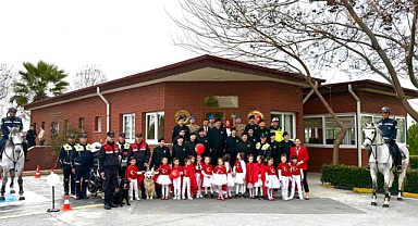 Minik Öğrencilerden Jandarma Komutanlığı’na Anlamlı Ziyaret