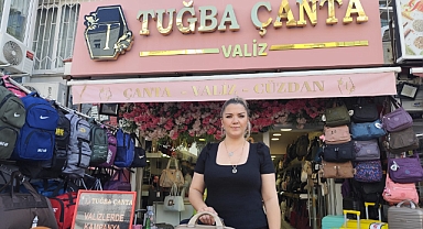 Tuğba Çanta Mağazası Üçkuyular’da