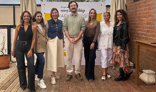 Dergi Urla Sosyal Kulüp’te Ekim’e Sanatla Merhaba: “Karma Sergi” Açıldı