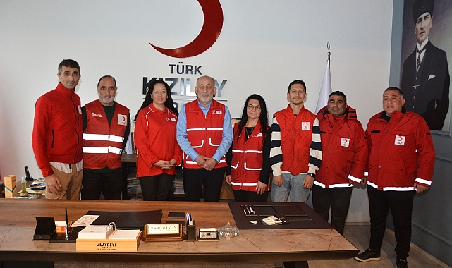 Bornova Kızılay’dan Ramazan’da binlerce kişiye iftar