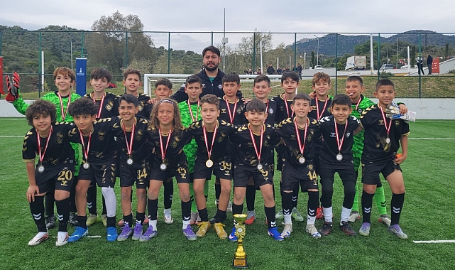 Altay U11, 23 Nisan Kupası’nda şampiyon oldu
