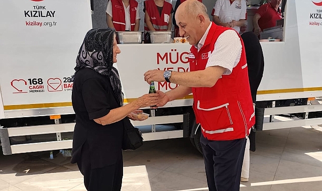 Türk Kızılay Bornova Şubesi'nden Hasta ve Engelli Bireylere Sağlık Desteği